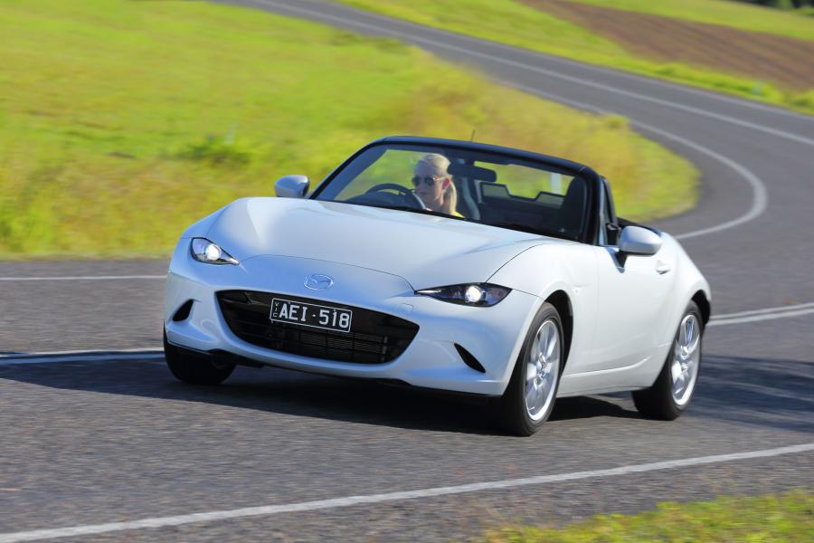  Mazda MX-5 2015 года  (AU) (фото 15 из 30)